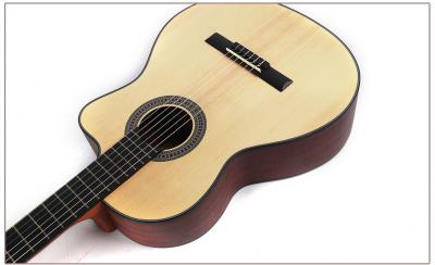 CGM-10 Классическая гитара 4/4, с вырезом, ель, Smiger